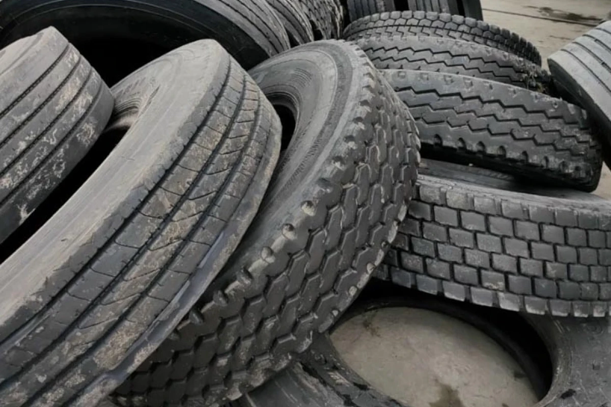 Mua lốp ô tô cũ: Lợi ích, rủi ro và địa chỉ uy tín năm 2026