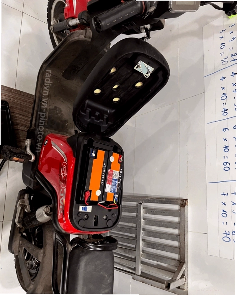 Ắc quy xe JVC G9