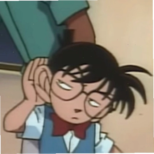 Ảnh meme Conan với ánh mắt láo liên và nụ cười nửa miệng, thể hiện sự nghi ngờ hoặc đang âm mưu điều gì đó
