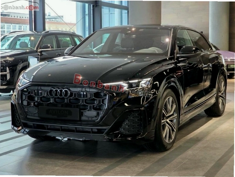 Audi Q8 2026 - SUV Coupe thể thao và sang trọng