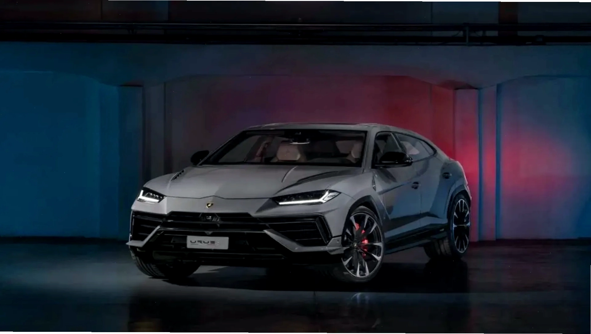 Bảng giá xe Lamborghini Urus tại thị trường Việt Nam