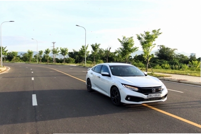 Các công nghệ an toàn trên Honda Civic