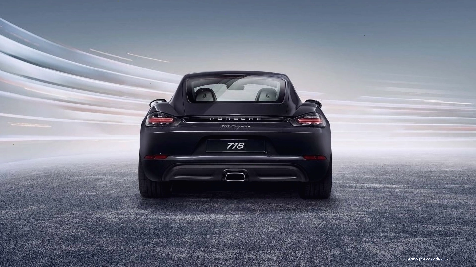 Cận cảnh phần hông xe Porsche 718 Cayman thể hiện sự mạnh mẽ