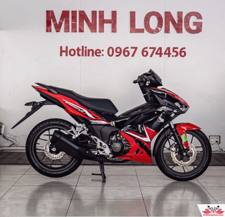 Cận cảnh thiết kế thể thao của Honda Winner V3