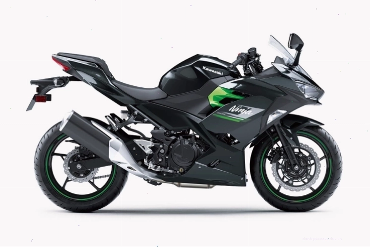 Chi tiết động cơ Kawasaki Ninja 400