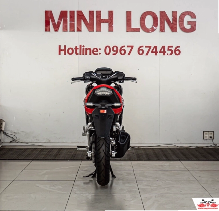 Chi tiết khối động cơ 150cc của Honda Winner X