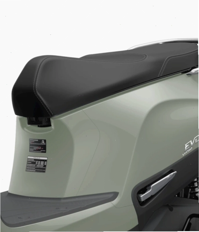 Cốp xe rộng rãi của VinFast Evo Lite