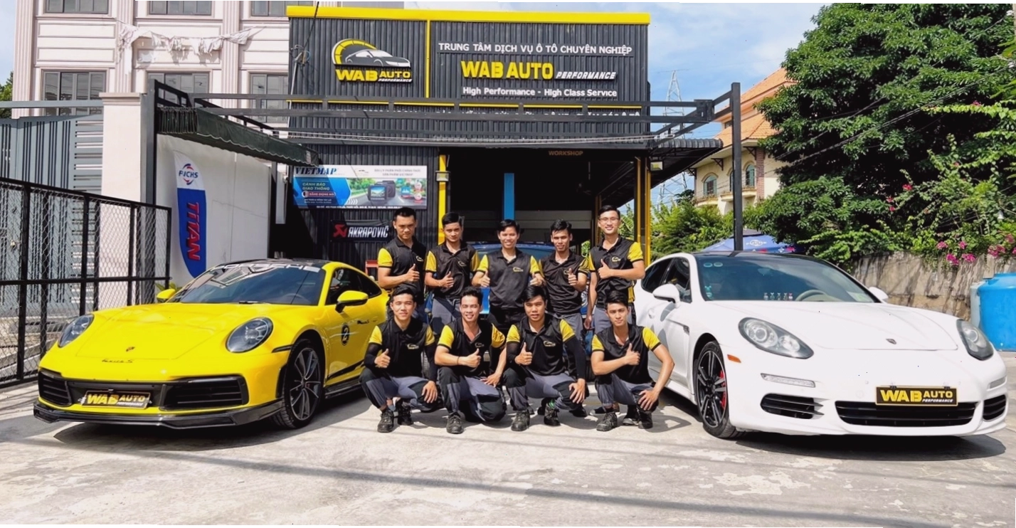Cửa hàng WAB Auto Performance, một điểm dán thẻ VETC tại Quận 7