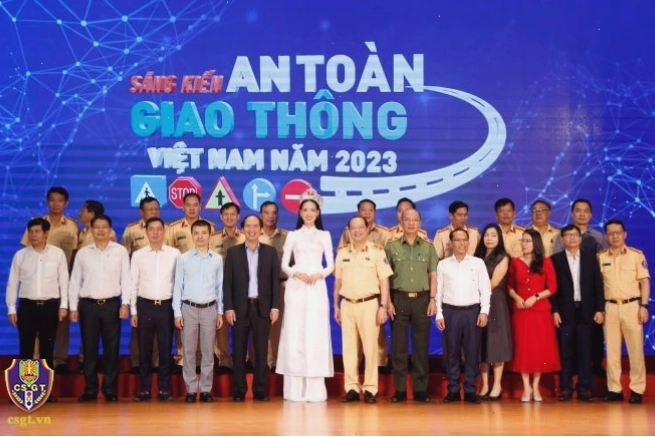 Đầu tư vào hạ tầng giao thông hiện đại là cần thiết
