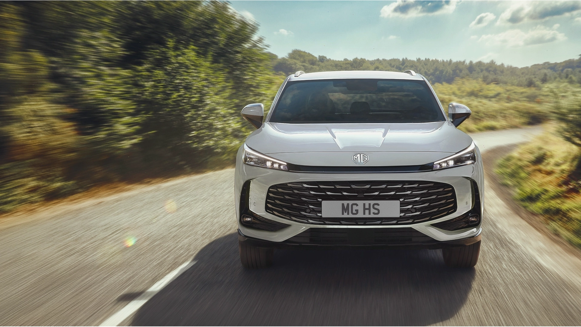 Đầu xe MG HS phiên bản Hybrid