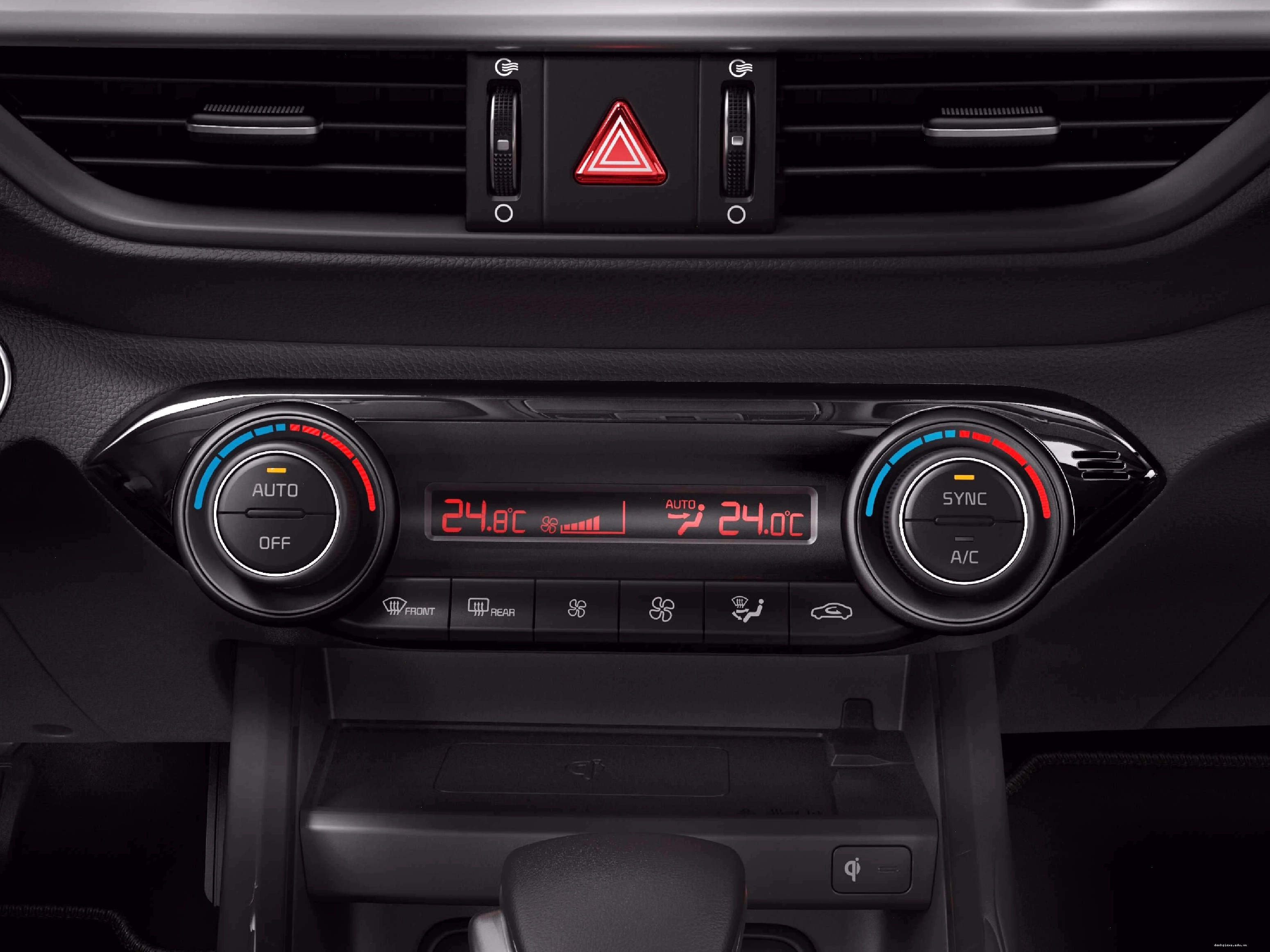 Điều hòa tự động 2 vùng độc lập trên Kia K3