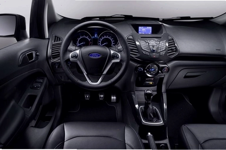Ford EcoSport 2016 có nội thất tinh tế, mạnh mẽ từng chi tiết