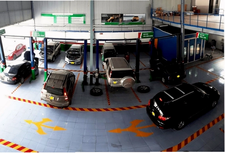 Garage ô tô Đồng Nai - Garage Tài Sơn với đội ngũ kỹ thuật viên giỏi