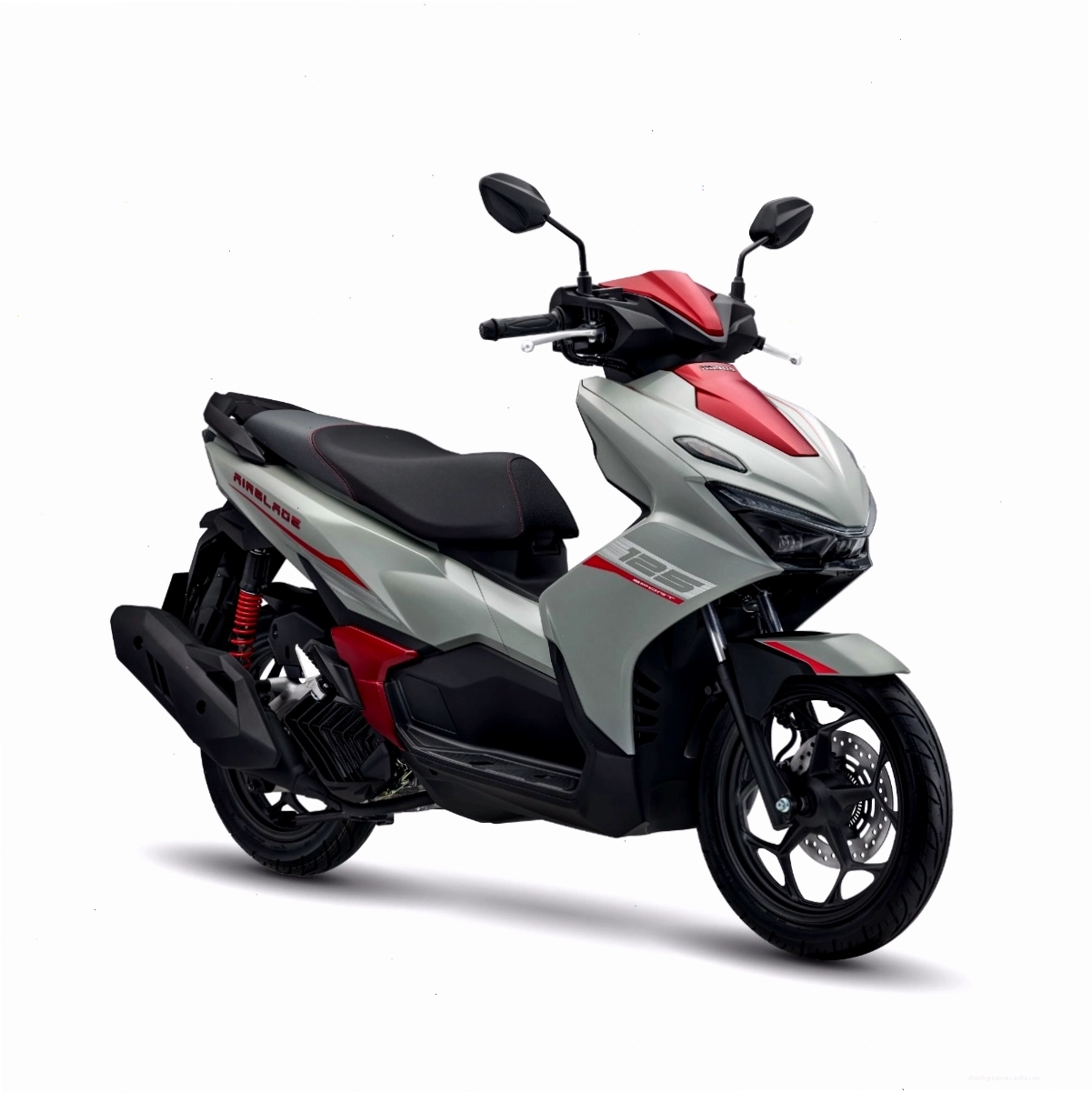 Giá xe Air Blade mới nhất tháng 6/2026: Có đáng mua khi mãi theo lối mòn thiết kế?