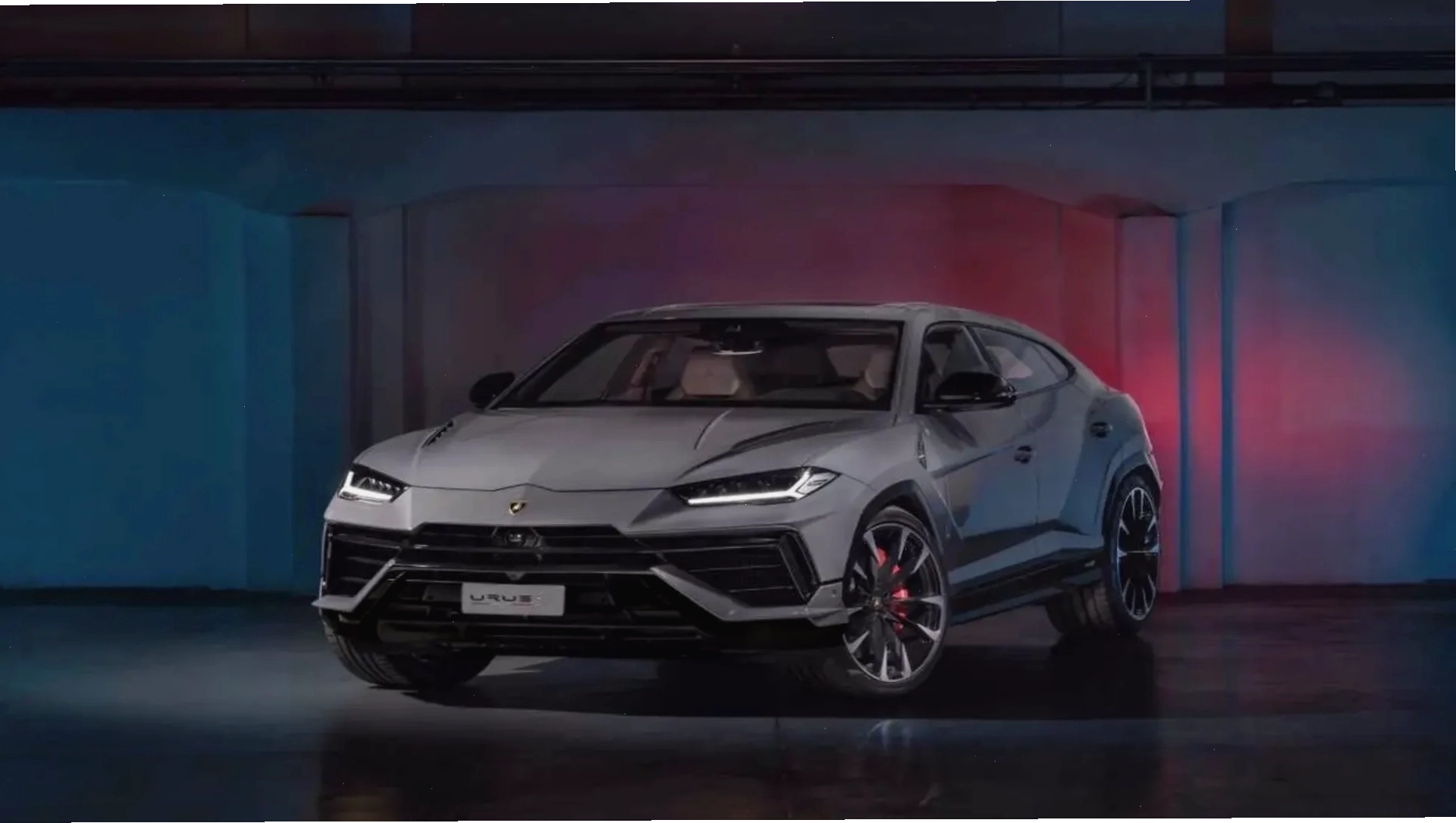 Giá xe Lamborghini Urus tại Việt Nam