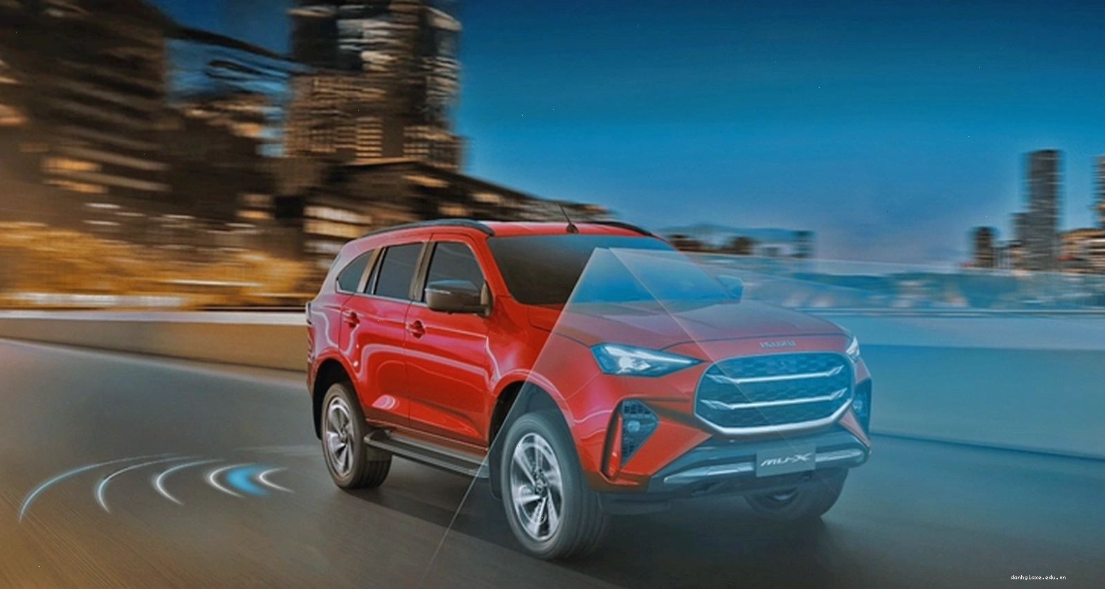 Hệ thống an toàn chủ động trên Isuzu MU-X