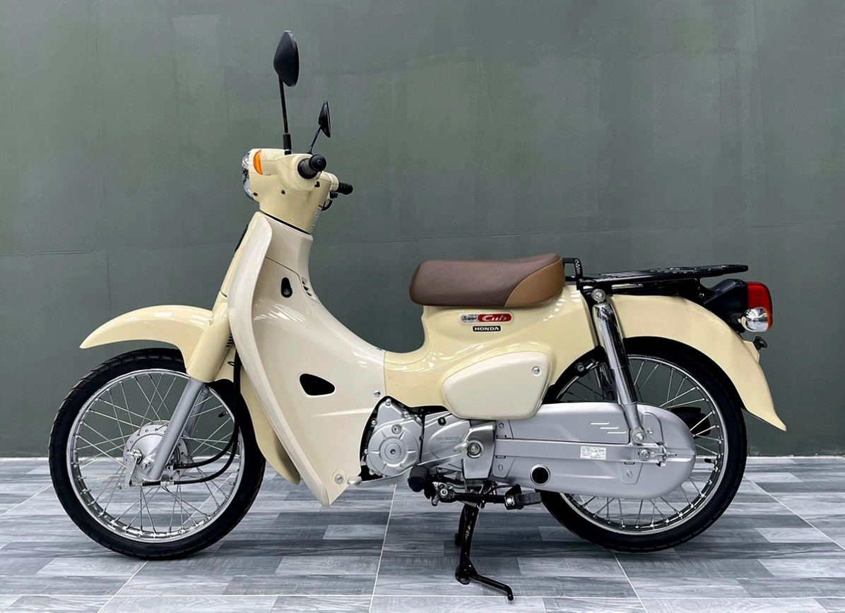 Hình ảnh chiếc Honda Cub 50cc phiên bản Nhật Bản cổ điển