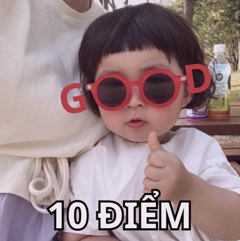 Hình ảnh một em bé với biểu cảm dễ thương, kèm theo dòng chữ "meme em bé 10 điểm"