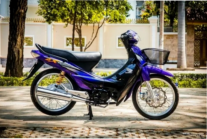 Hình ảnh xe Honda Wave ZX với thiết kế thể thao và trẻ trung
