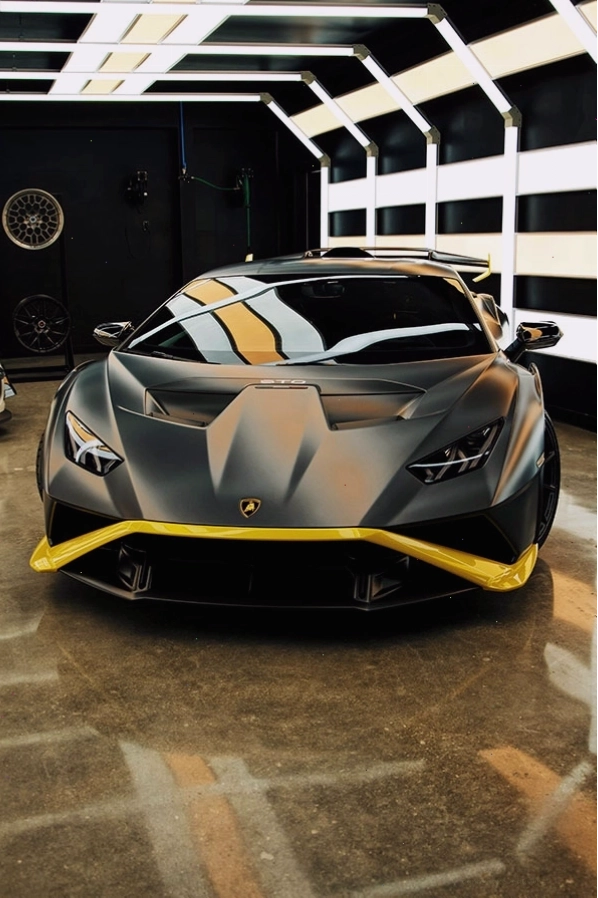 Hình nền xe Lamborghini Huracan thu hút cho điện thoại