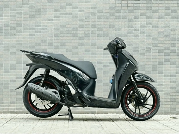 Honda SH 2017 với trang bị phanh ABS an toàn