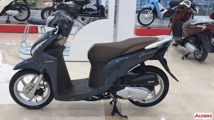 Honda Vision phiên bản màu xanh dương