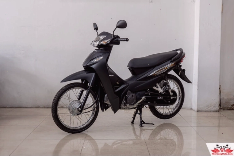 Honda Wave Alpha 110 màu đen tại đại lý Minh Long Motor