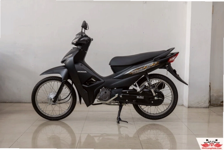 Honda Wave Alpha 110cc màu xanh đen thể thao
