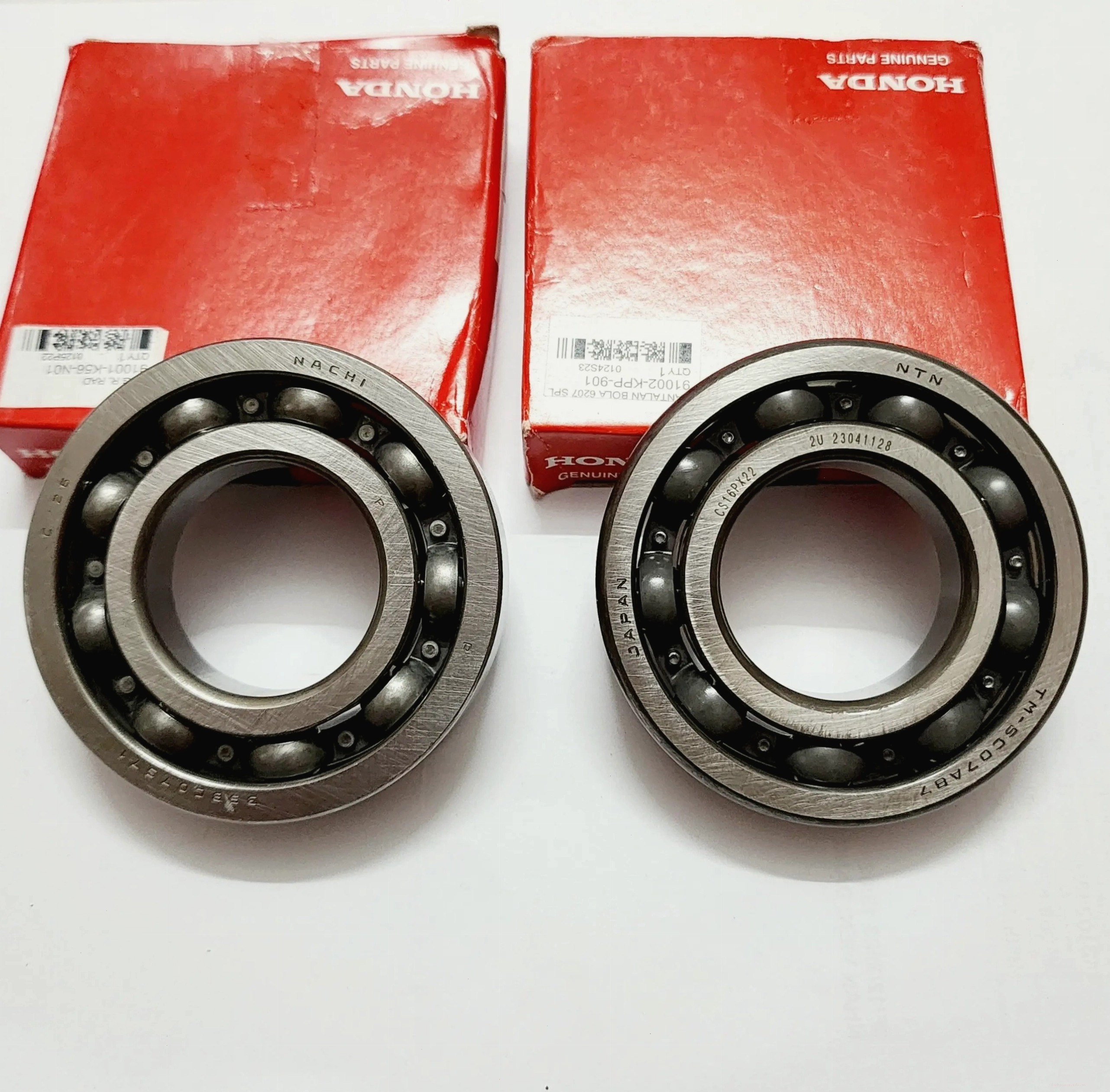 Jupiter V với màu xanh nhớt đặc trưng, thể hiện phong cách trẻ trung