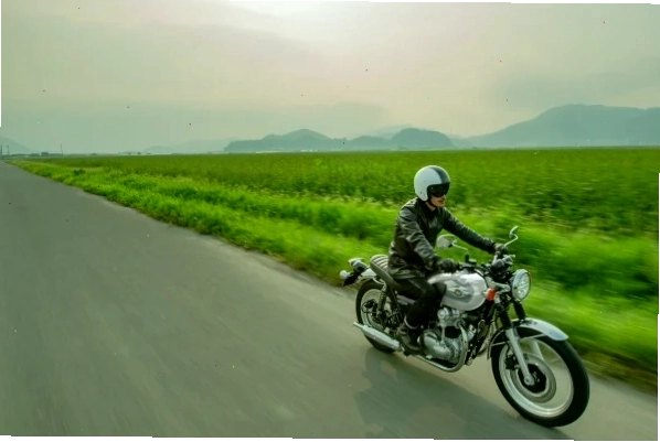 Kawasaki W800 2026 - Chi tiết mâm xe và phanh