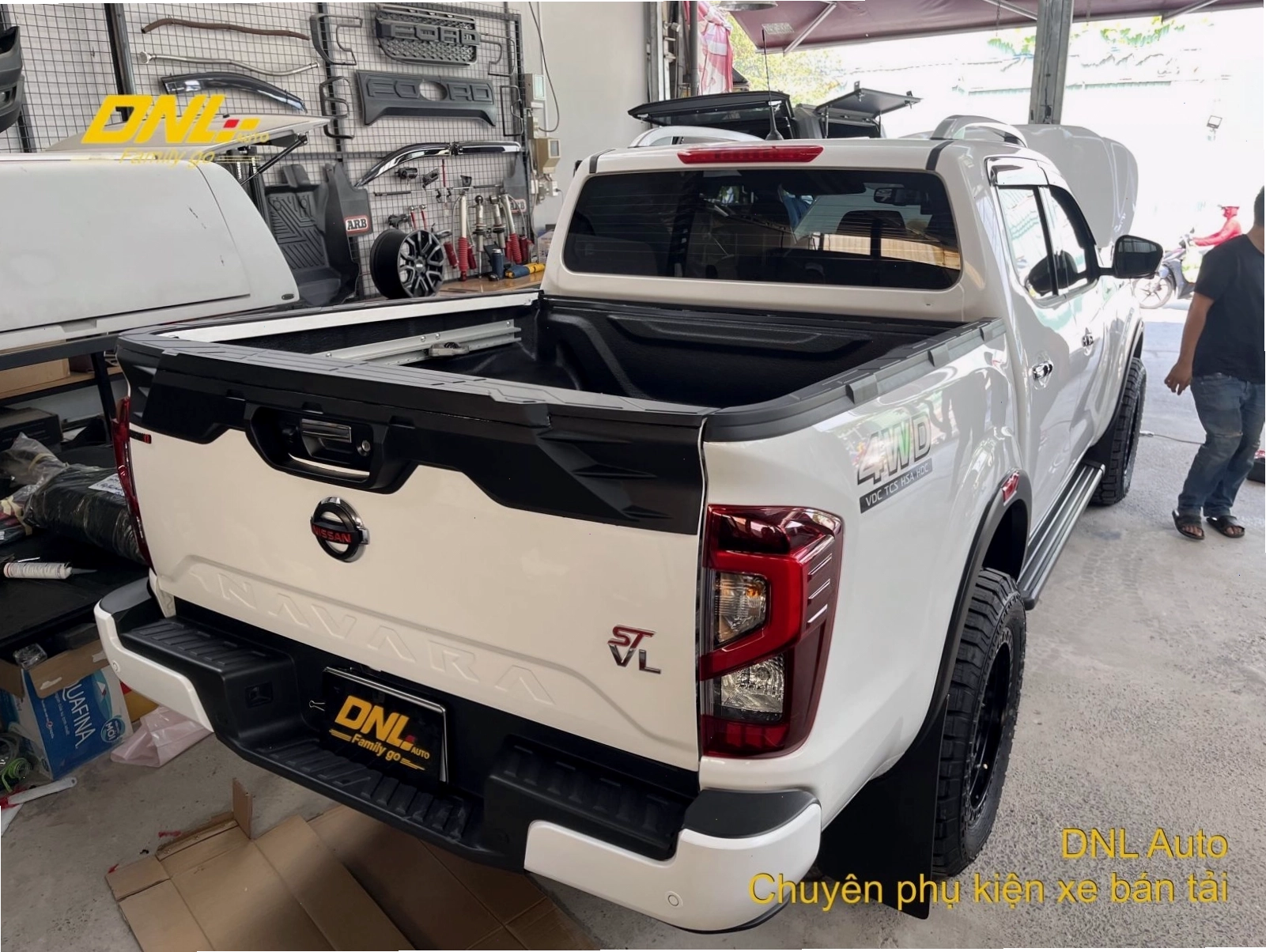 Kích thước thùng xe bán tải Nissan Navara