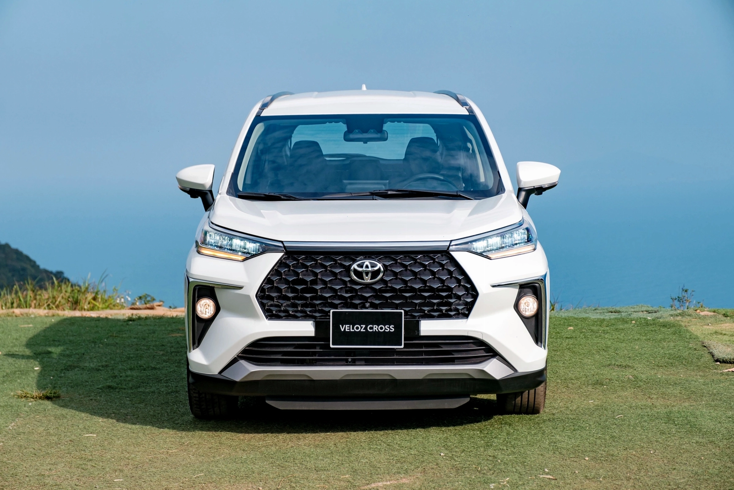 Kiểm tra tổng thể xe Toyota Veloz Cross 7 chỗ cũ