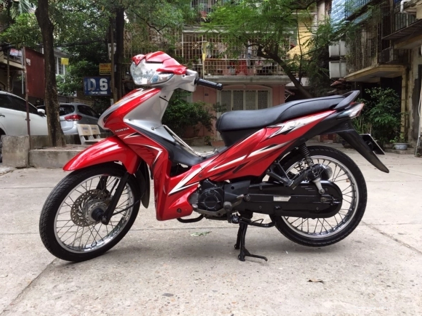Kiểm tra tổng thể xe Wave RSX 2011 cũ