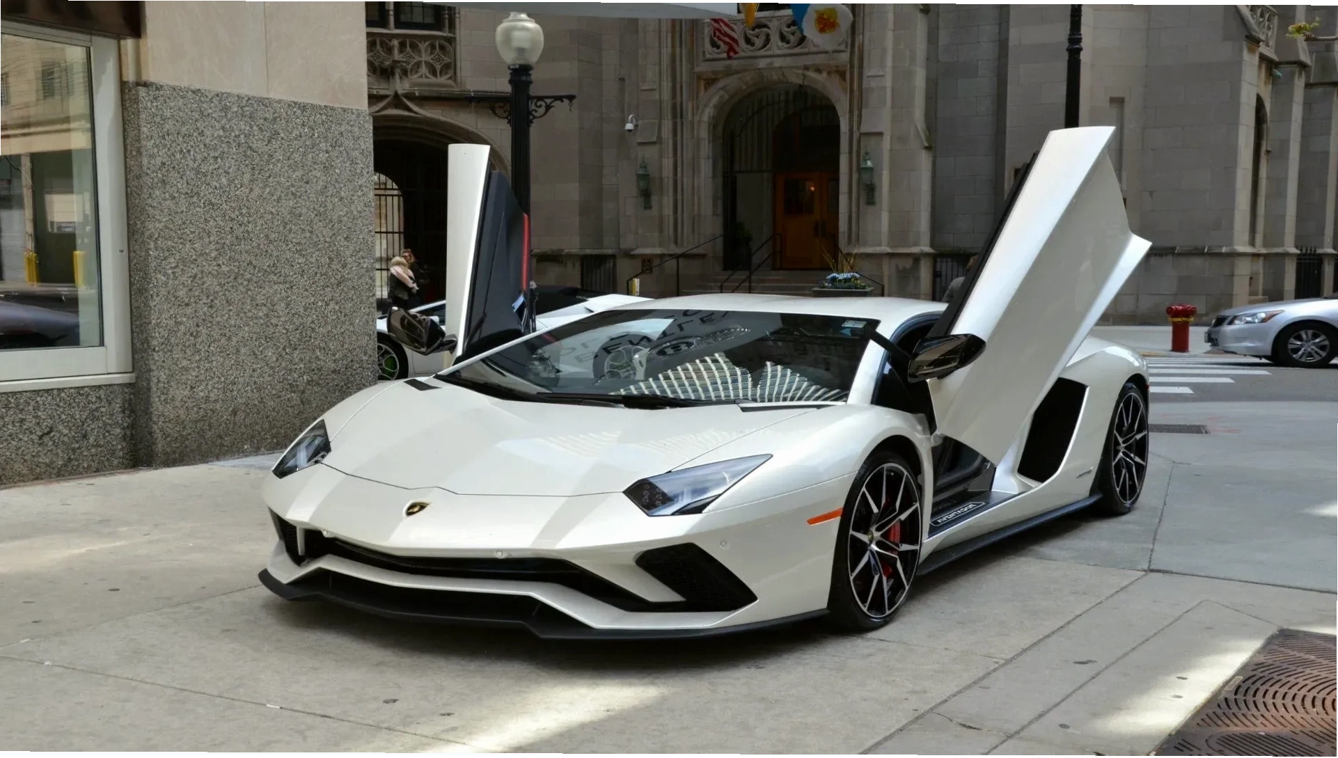 Lamborghini Aventador S với hiệu năng vượt trội
