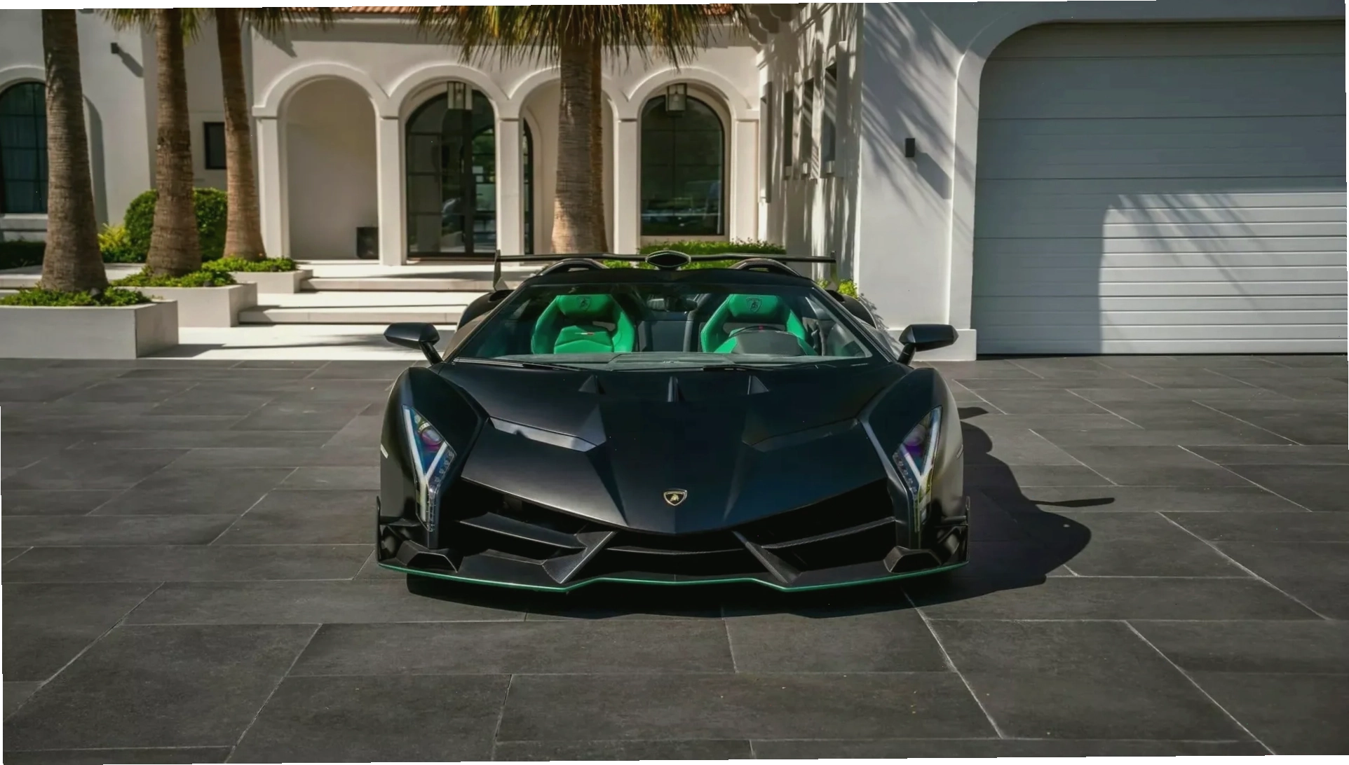 Lamborghini - Biểu tượng của sức mạnh và thiết kế táo bạo