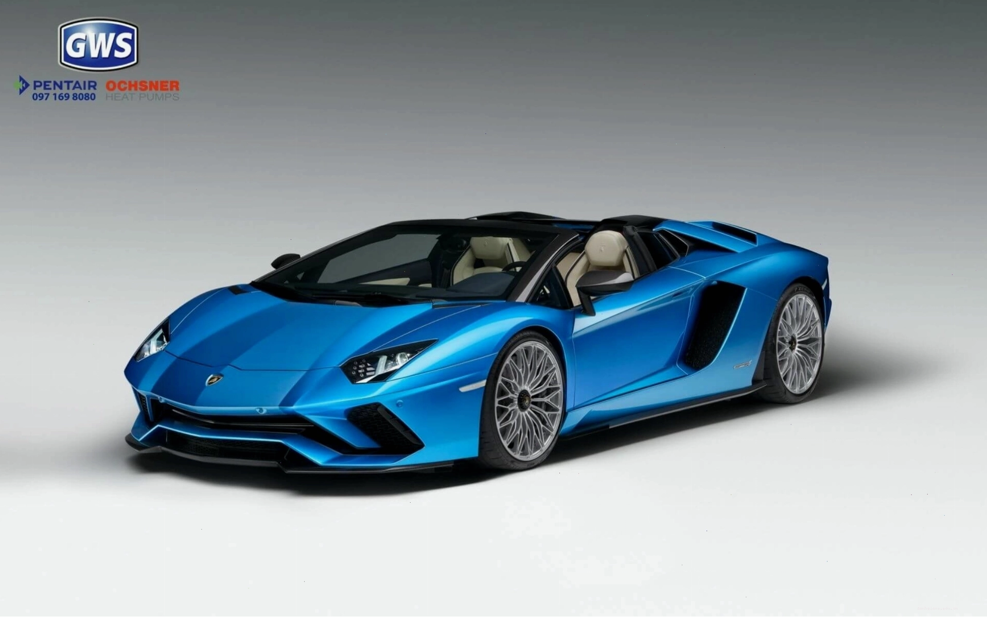 Lamborghini Centenario LP770-4 với động cơ V12 mạnh mẽ