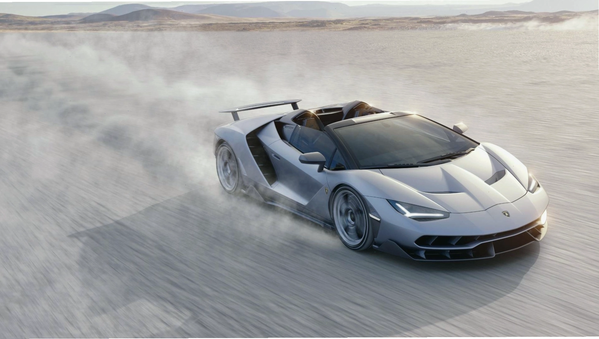Lamborghini Centenario Roadster lộ diện