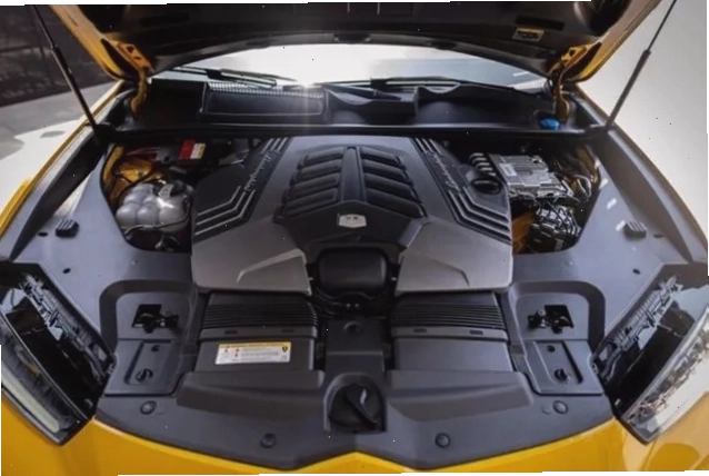 Lamborghini Urus Performante 2026 với thiết kế hầm hố