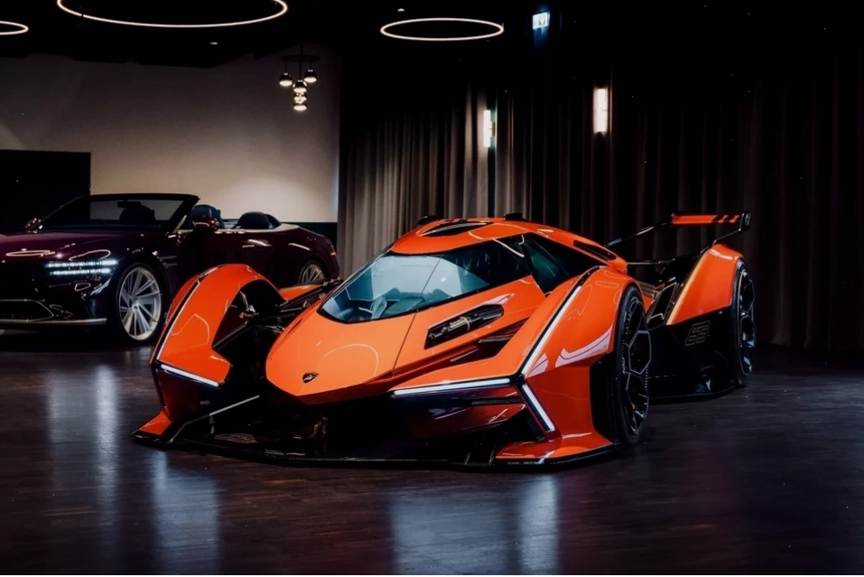 Lamborghini V12 Vision GT trong môi trường game Gran Turismo