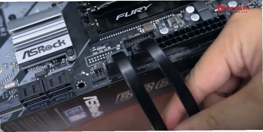 Màn hình hiển thị BIOS/UEFI sau khi lắp ráp máy tính thành công