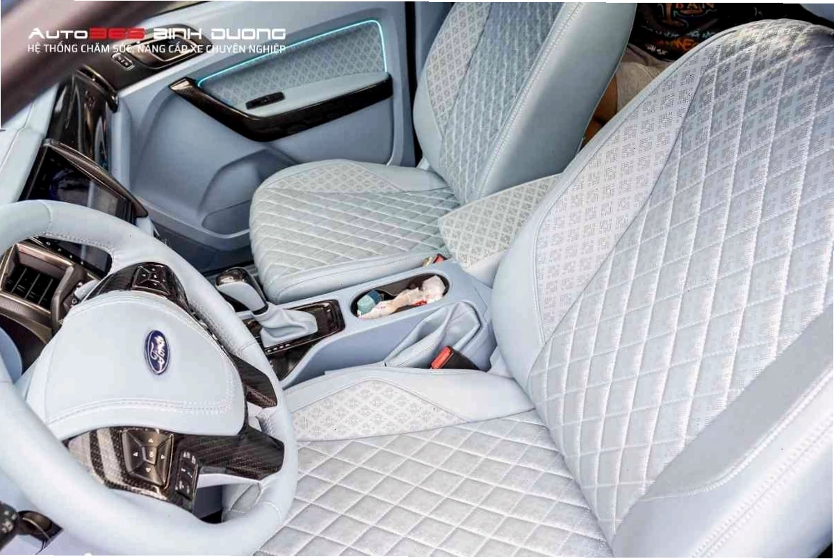 Mẫu ghế da ô tô đẹp cho xe bán tải Ford Ranger