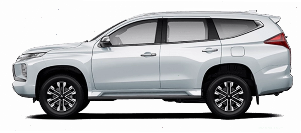 Mitsubishi Pajero Sport, một mẫu SUV 4x4 mạnh mẽ khác