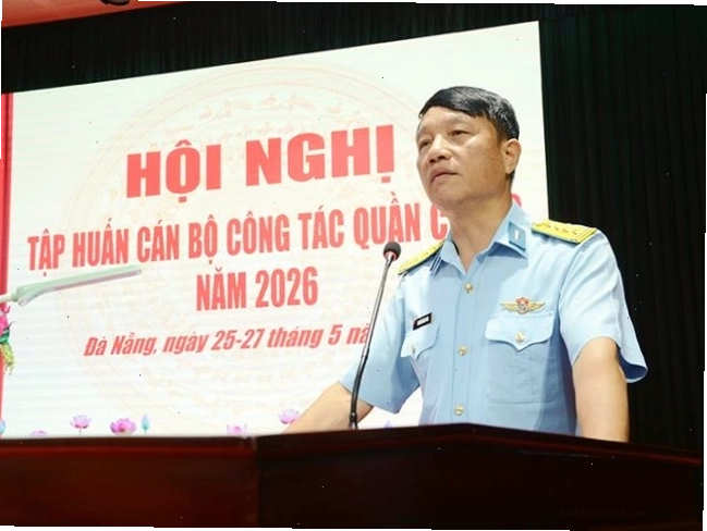 Nâng cao năng lực cho cán bộ làm công tác quản lý