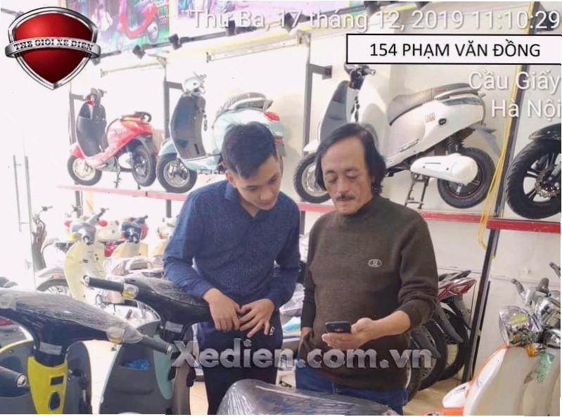 Nghệ sĩ Giang Còi tin tưởng sản phẩm tại Thế Giới Xe Điện
