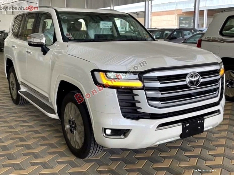 Ngoại thất hầm hố của Toyota Land Cruiser 2026