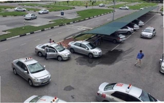 Những điểm cần cân nhắc khi đăng ký học tại trường dạy lái xe Hoàng Gia
