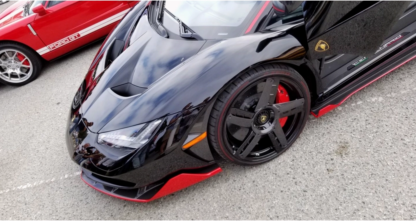 Nội thất sang trọng của Lamborghini Centenario