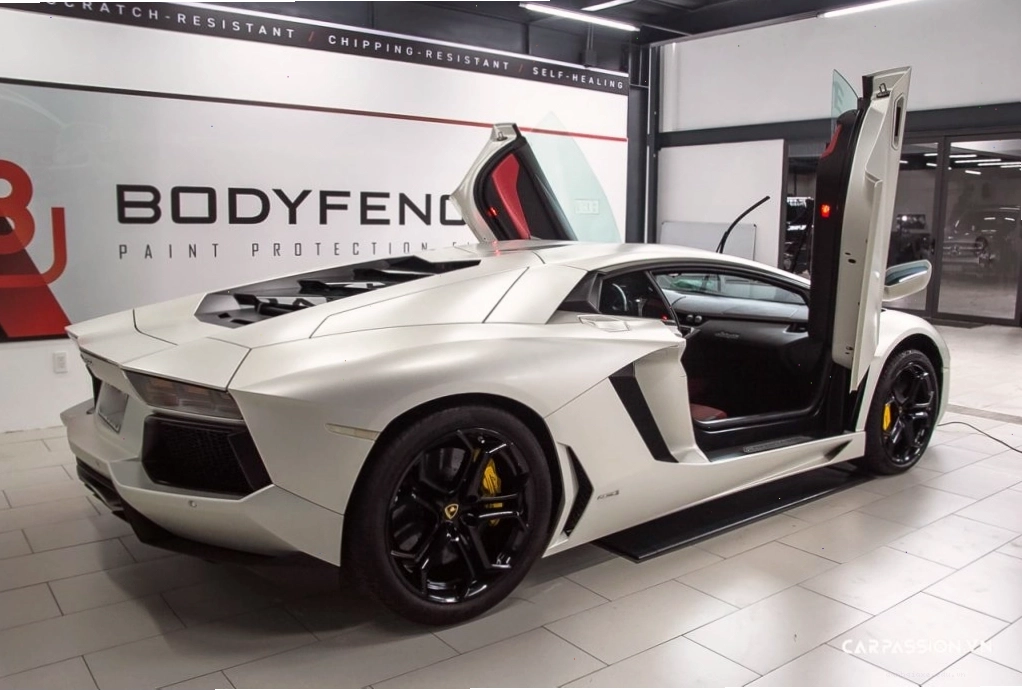 Nội thất xe Lamborghini Aventador LP700-4
