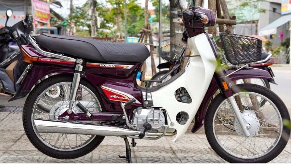 Phiên bản Honda Dream Thái năm 1998