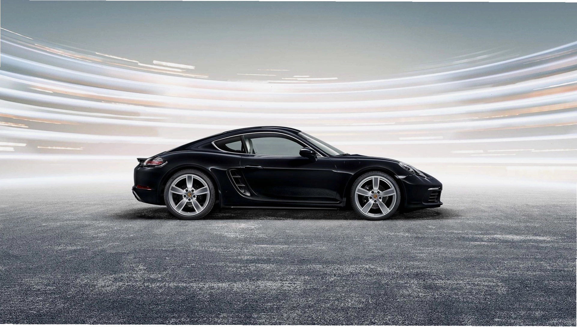 Porsche 718 tại showroom Porsche Việt Nam